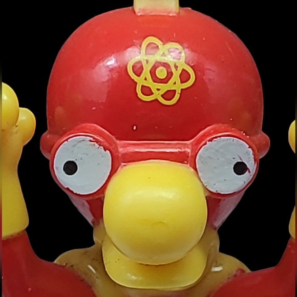 2001 MANUFACTURED FOR BURGER KING THE SIMPSONS "MILHOUSE RADIOACTIVE MAN" FIGURE - Picture 6 of 8